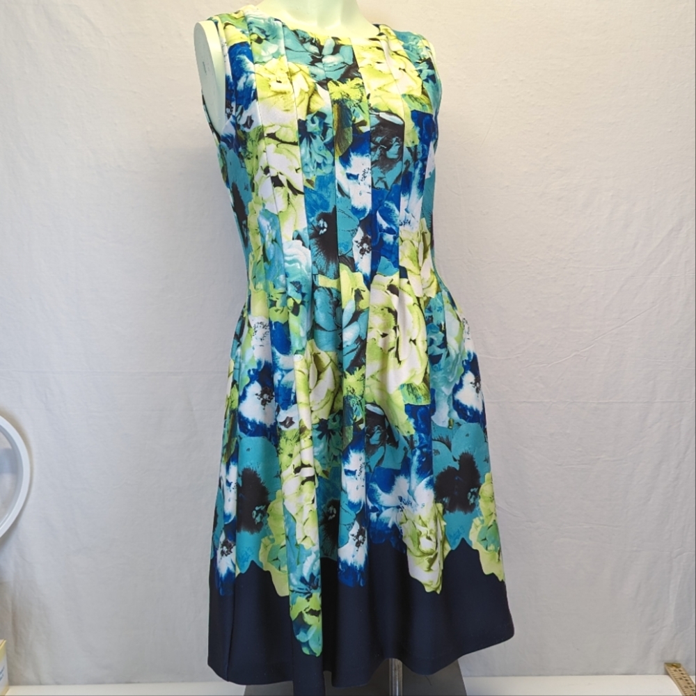 Vince Camuto Pleated Sleeveless Floral Mini Dress Green and Blue Roses - Picture 1 of 13